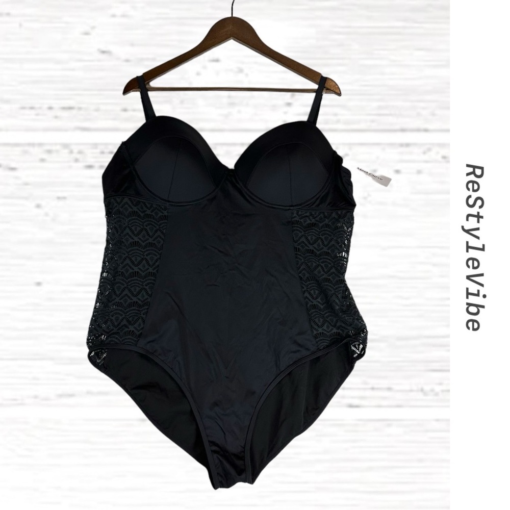 MEET.CURVE Women’s Size 4XL Swimsuit One-Piece Swim Underwire NWT Lace Accents